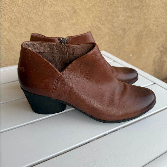 Dansko Brown Leather Ankle Boots size 39 - Picture 1 of 15